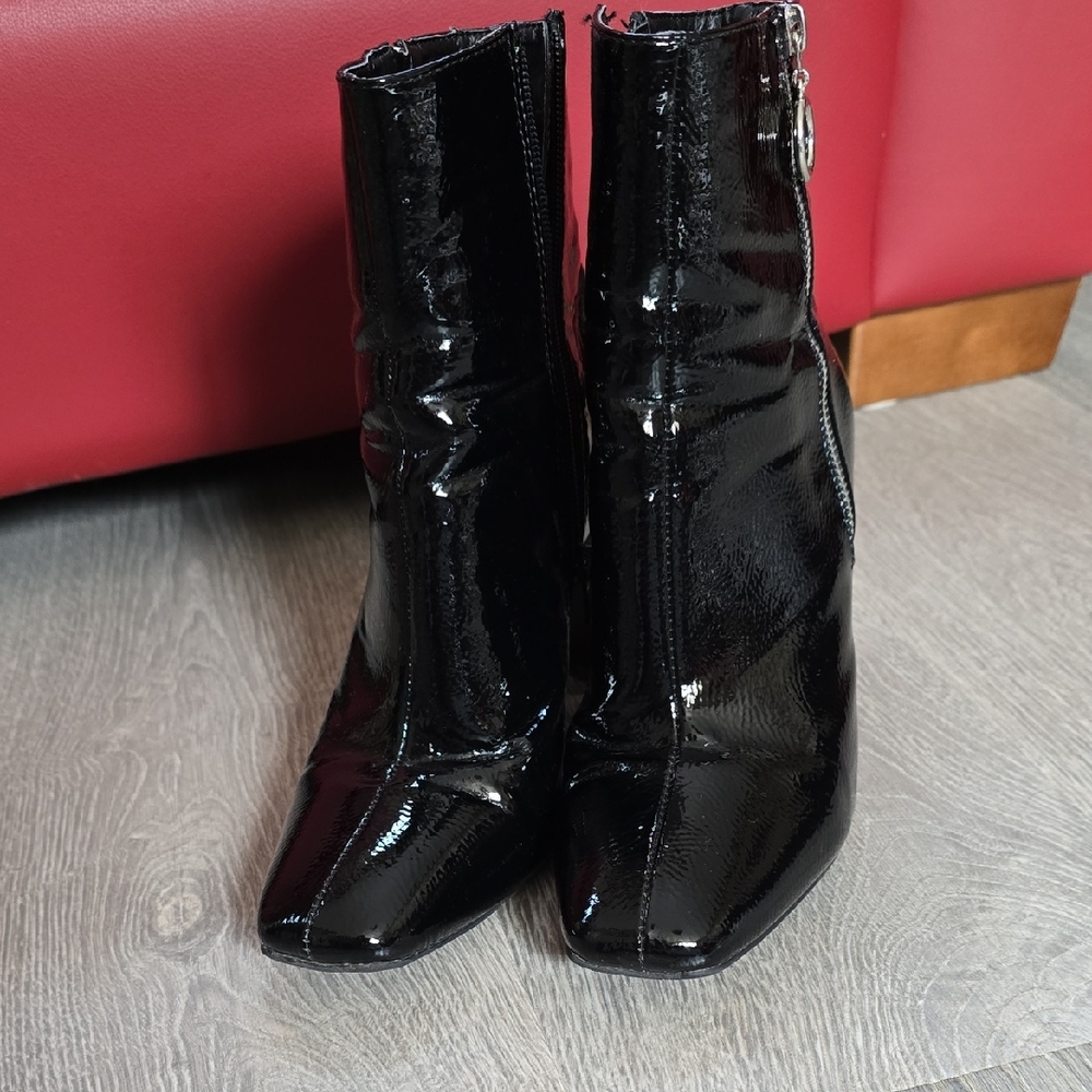 Wild Diva Shiny Black Ankle Boots